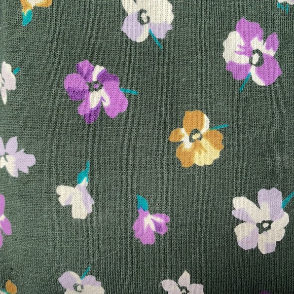 🌼Old Navy Flowered Mid-Rise Leggings🌼 - Picture 3 of 3